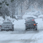Волинь накриє негода: сильний вітер, снігопади та ожеледиця на дорогах