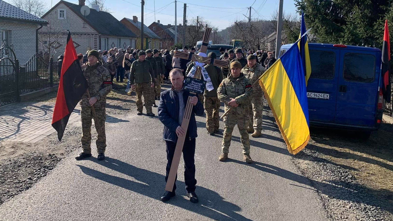 Загинув майже пів року тому: у громаді на Волині провели в останню дорогу Героя Андрія Демчука