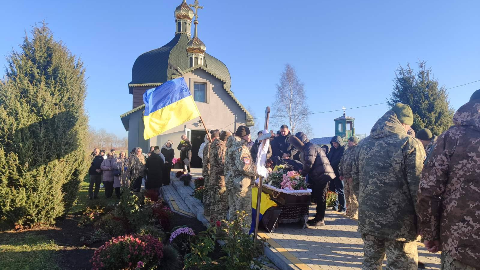 Трагічно загинув у ДТП: на Волині попрощалися із 27-річним захисником Андрієм Романюком