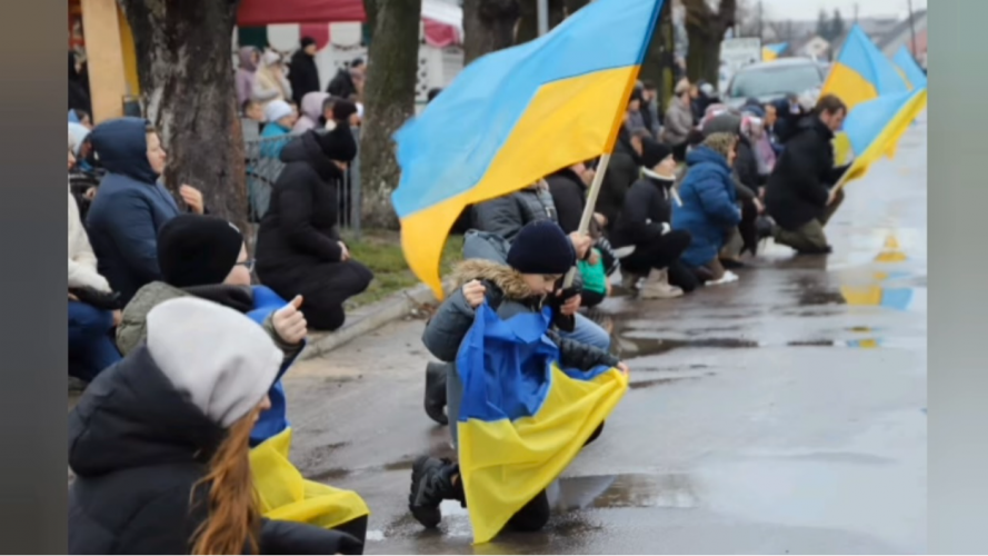 Загинув на Луганщині: на Волинь «на щиті» востаннє повернувся Герой Микола Мельник. Відео