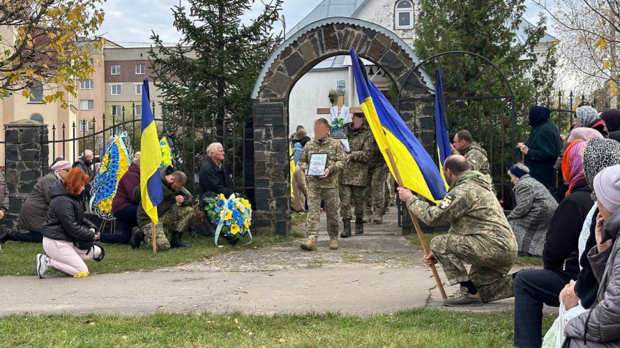 Захищатиме Україну в Небесному війську: на Волині попрощалися з Героєм Валерієм Зенченком