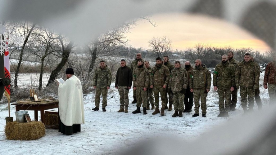 Бійці двох волинських бригад відзначили Водохреще. ФОТО