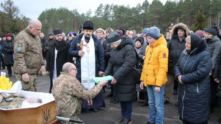 Мінно-вибухова травма забрала життя Героя: на Волині попрощались із 28-річним захисником Володимиром Левчиком