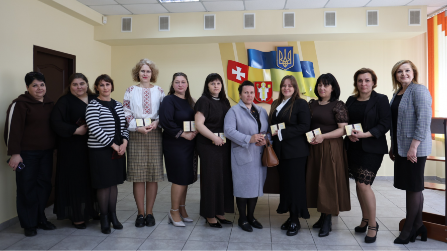 У Луцькій громаді дев’ятьом жінкам присвоїли звання «Мати-героїня»