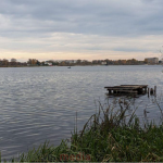 На Волині біля водосховища оголений чоловік домагався жінки