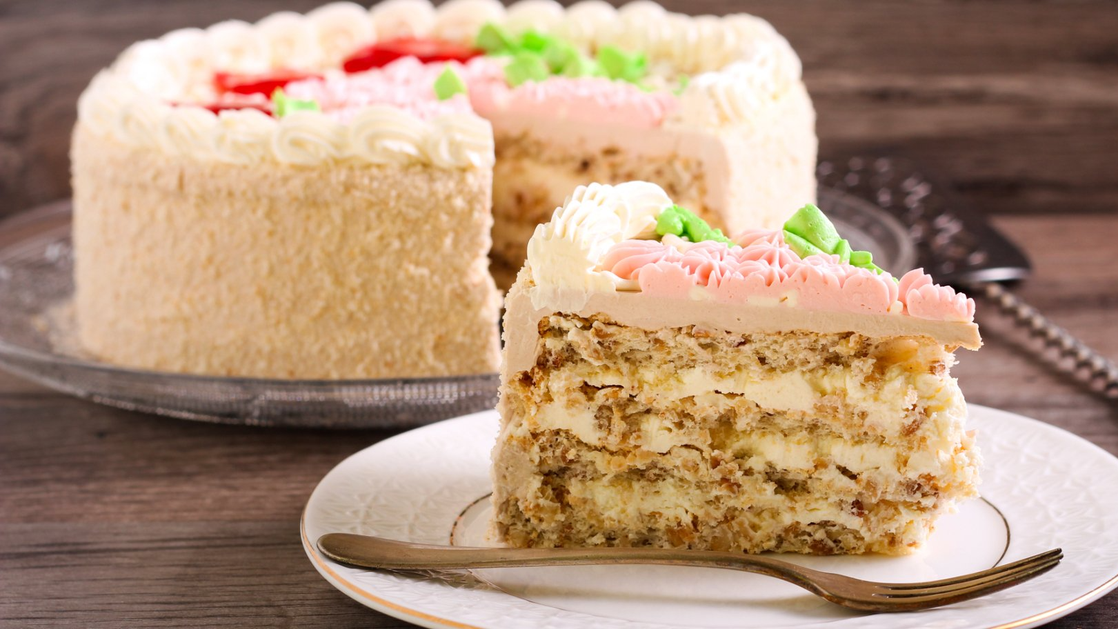 Київський торт вийде вдома смачніший, ніж магазинний: той самий рецепт