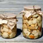 Маринад, який підходить для всіх грибів: універсальний рецепт на зиму