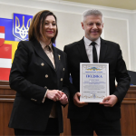 Колектив Волинського драмтеатру отримав нагороду від Верховної Ради України