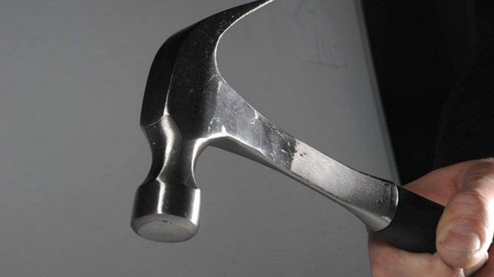 Лучанина судитимуть за вбивство матері