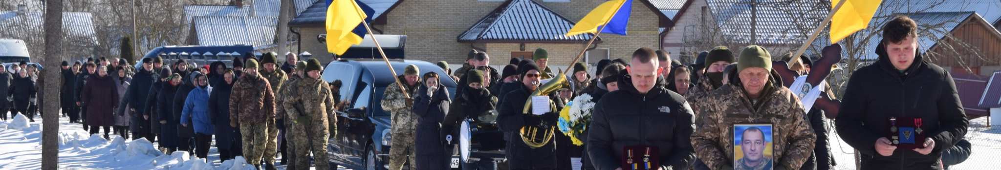 Осиротіли донечка і син: на Волині попрощалися із 43-річним Героєм Вікторем Веремійчиком