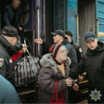 З Донеччини до Волині: у Ковелі зустріли евакуаційний потяг із переселенцями