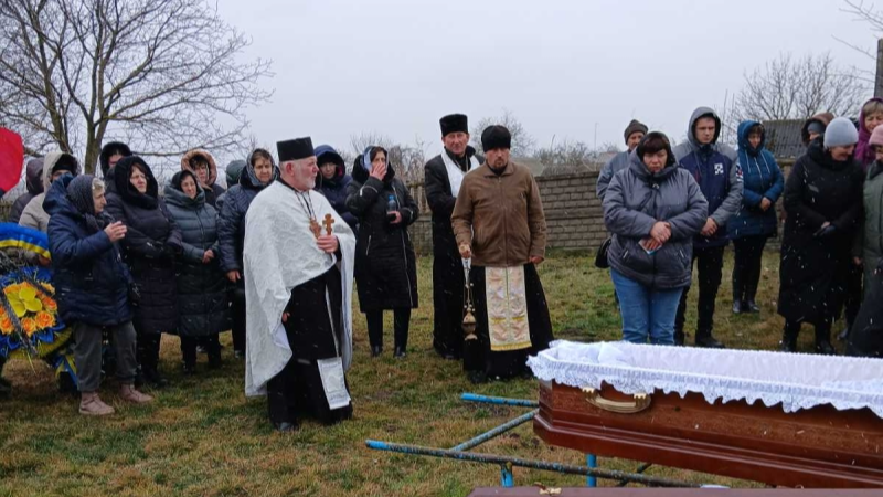 Серце зупинилося у лікарні внаслідок хвороби: на Волині попрощалися із військовослужбовцем Миколою Казміруком