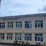 На Волині буревій пошкодив дах ліцею та повалив дерева