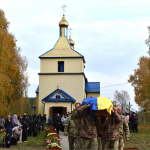 Мобілізували навесні цього року: на Волині в останню дорогу провели Героя Руслана Русила