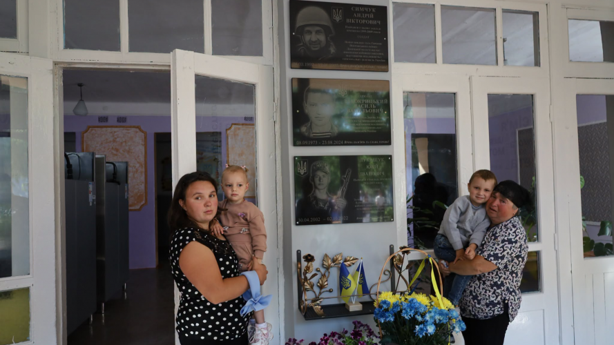 У рідних селах на Волині відкрили меморіальні дошки Андрію Симчуку та Івану Дзьобану