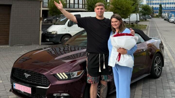 Волинянка виграла Ford Mustang у розіграші блогера: деталі