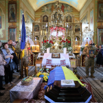 Загинув більше року тому: у Луцькій громаді прощалися з Героєм Віктором Кицуном, який поліг на Курщині