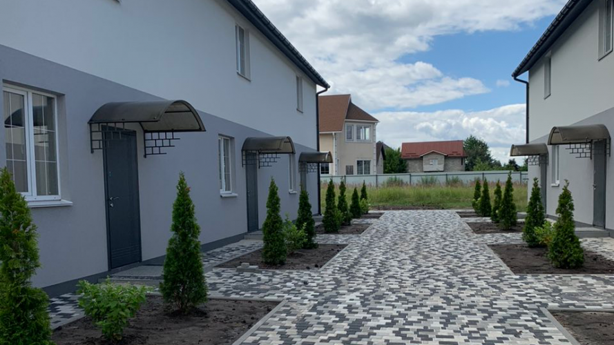 Тротуарна плитка: надійне рішення для благоустрою території