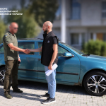 На Волині вилучили авто, ввезене під виглядом гуманітарки: машину передали військовим