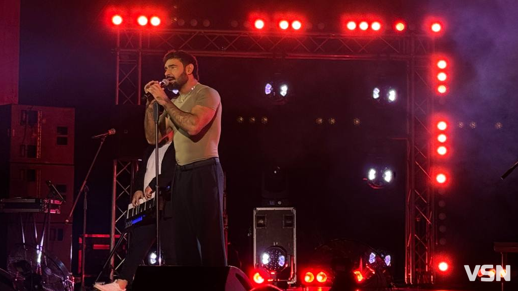 «Пінаколада» дарує другу молодість»: Віталій Козловський зібрав повний зал у Луцьку