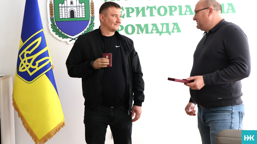 Залишився єдиним, хто вижив в авто після влучання міномета: захиснику з Волині вручили орден