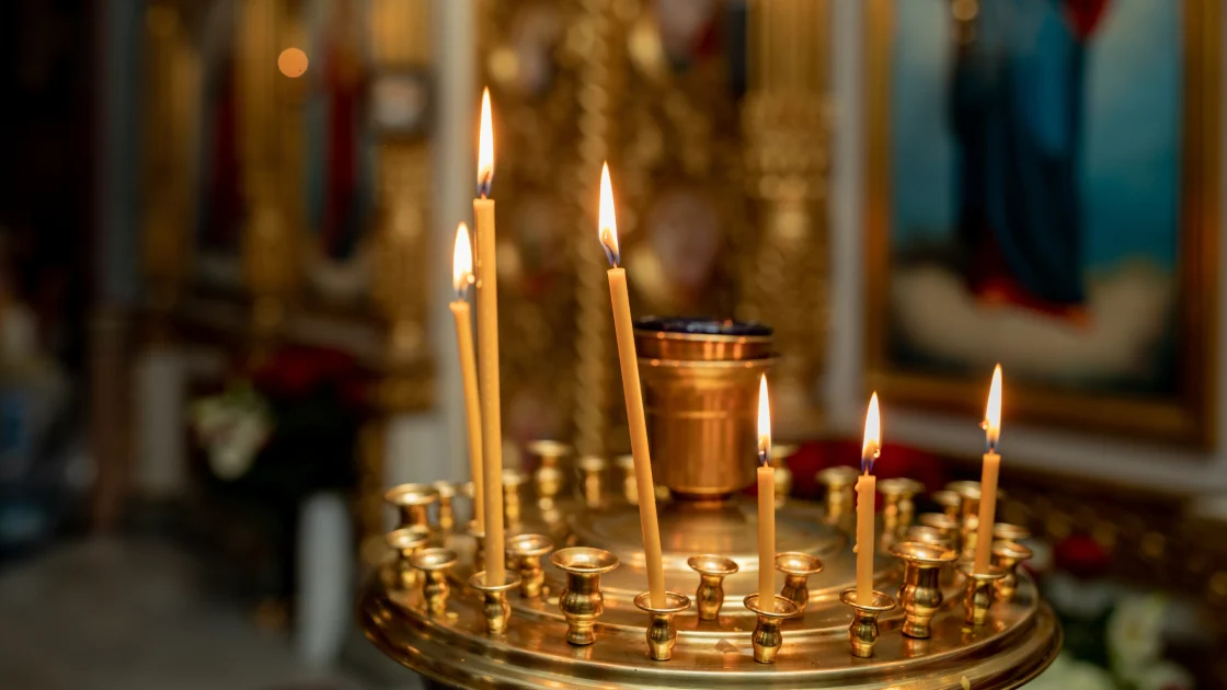 14 грудня – День пам’яті святих мучеників: історія, традиції та прикмети