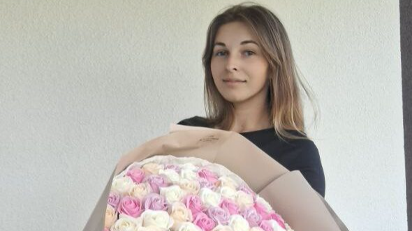 Майстриня з Волині створює букети, що не в’януть до десяти років