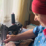 79-річна волинянка виготовила сотні комплектів білизни для захисників