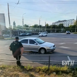 У Луцьку біля ринку «Північний» поліція зупинила авто за допомогою «їжаків»