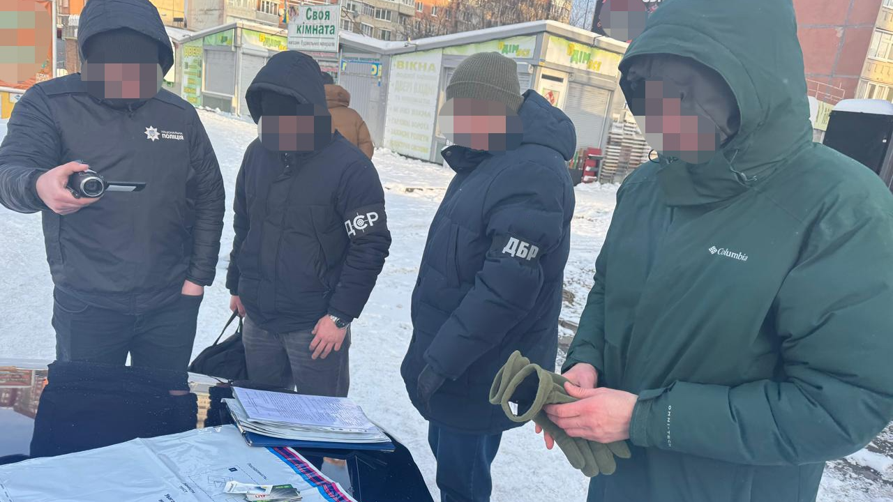 На Волині посадовець ТЦК брав хабарі за зняття військовозобов’язаних з розшуку