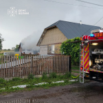 На Волині блискавка влучила в господарську споруду: що відомо