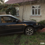У Луцьку авто після ДТП вилетіло з дороги та розтрощило паркан