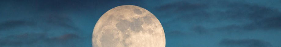 Фази Місяця у грудні 2025 року: у які дати нічого не можна планувати