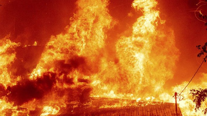 На Волині пожежа знищила житловий будинок: сім'ї потрібна допомога