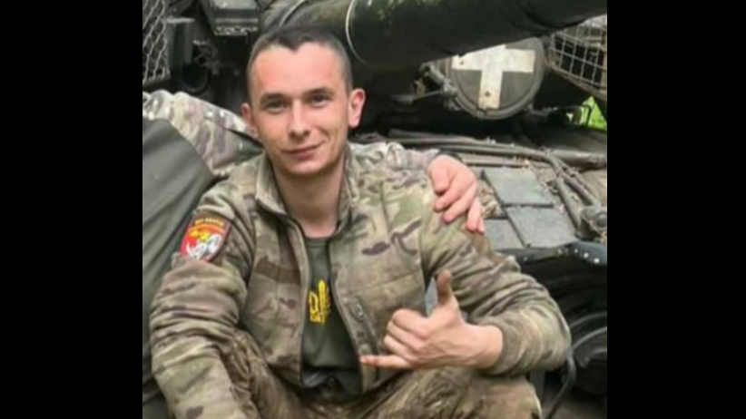 Пройшов пекельні бої у гарячих точках, а життя забрав трагічний випадок на рідній Волині: захисник загинув за місяць до 22-річчя