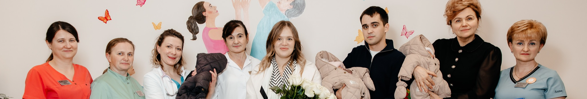 Три маленькі серця - одна велика родина: з Волинського перинатального центру виписали трійню