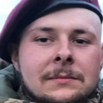 Маленька донечка ніколи більше не побачить тата: молодому волинянину просять присвоїти нагороду
