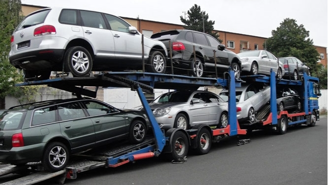 На Волині посадовець відшкодував державі 4,5 млн грн податків за «тіньовий» імпорт авто