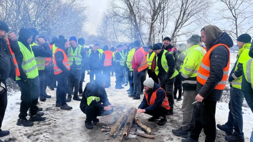 Українські перевізники оголосили голодування на кордоні з Польщею: з'явилися перші подробиці