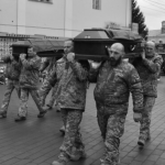 Два прощання в один день: у Луцьку поховали Героїв Вадима Басараба та Сергія Вікторського