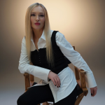 Співачка з Луцька презентувала новий кліп — історію про сміливість і кохання