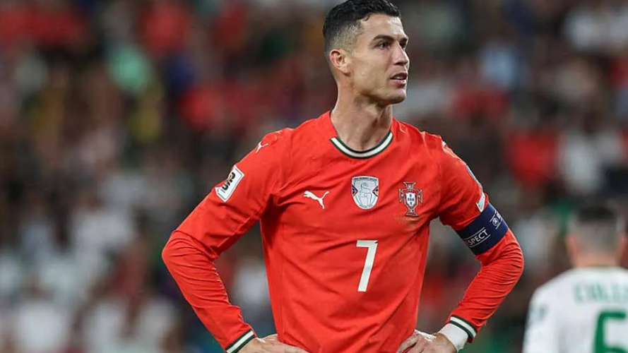 Всесвітньовідомий футболіст Кріштіану Роналду назвав дату завершення кар'єри