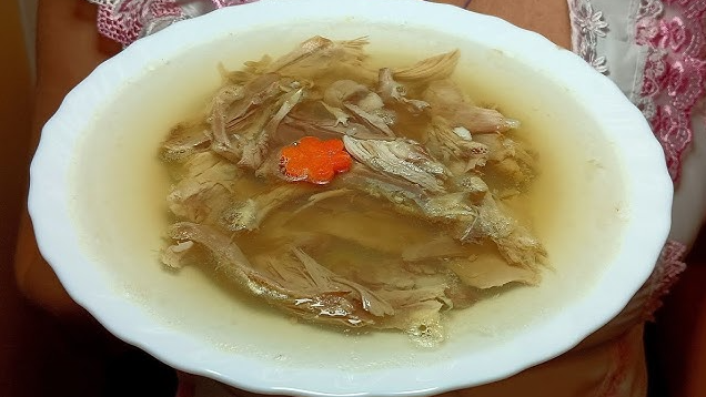 Холодець без желатину: як варити, щоб він був прозорий, як сльоза, і застиг сам