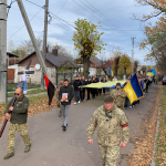 Осиротіла донечка: на Волині в останню путь провели 42-річного Героя Петра Оверчука