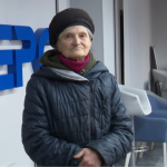 Без смартфона - без грошей: чому пенсіонерка з Луцька не може отримати кошти «Зимової підтримки»