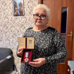 На Волині мамі Героя Сергія Артюхова вручили посмертний орден сина