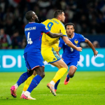 Збірна України розгромно програла Франції — без жодного удару в площину