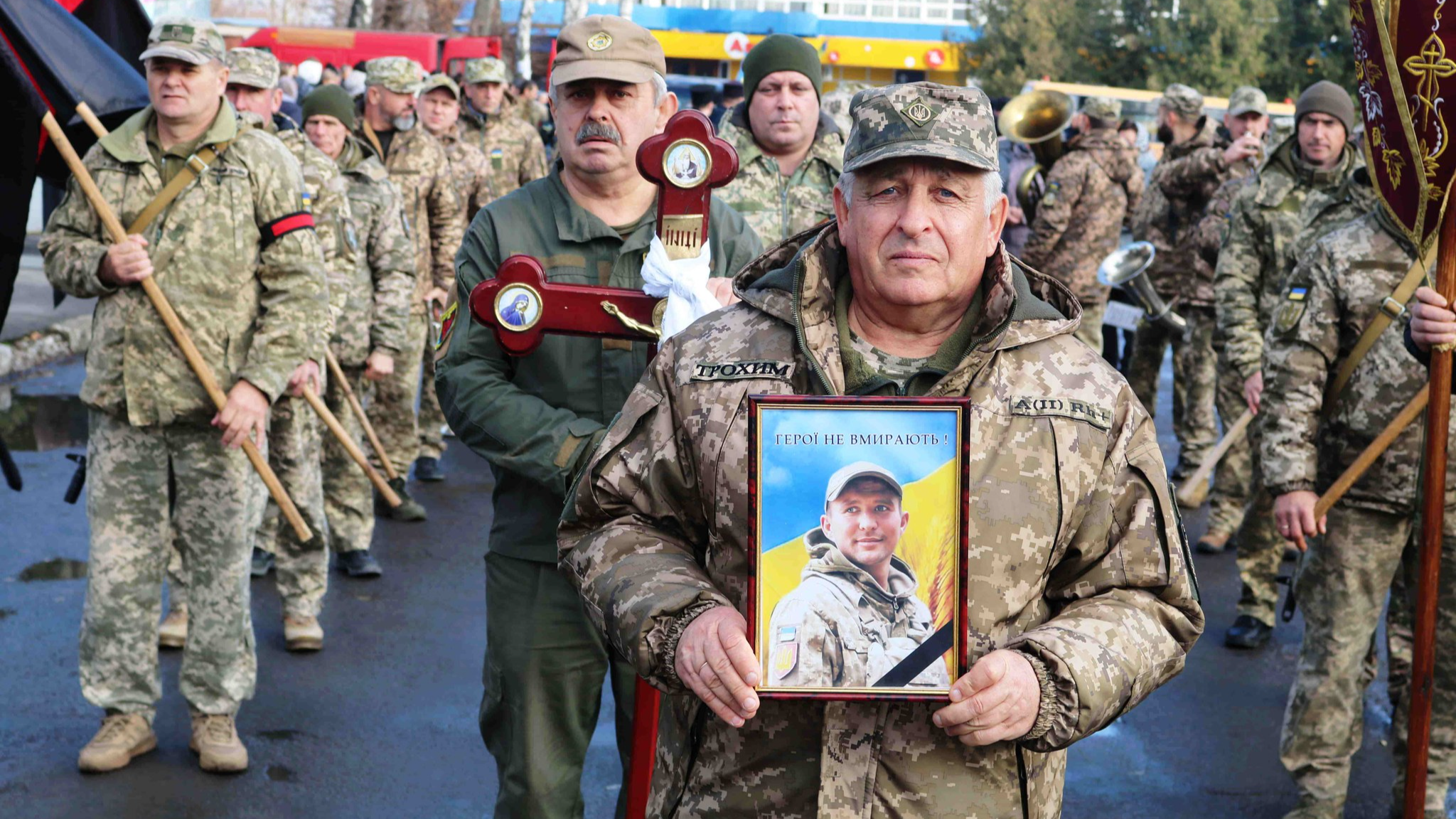 Маленька донечка втратила батька: на Волині попрощались з Героєм, який майже рік вважався зниклим безвісти