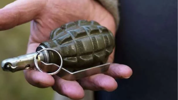 Привіз «трофеї» з Харківщини: волонтера з Волині судили за зберігання гранат у серванті