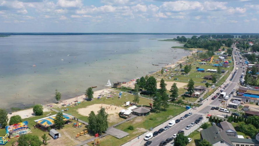 Ледь не потонули брат із сестрою: відпочинок на Світязі мало не перетворився на трагедію